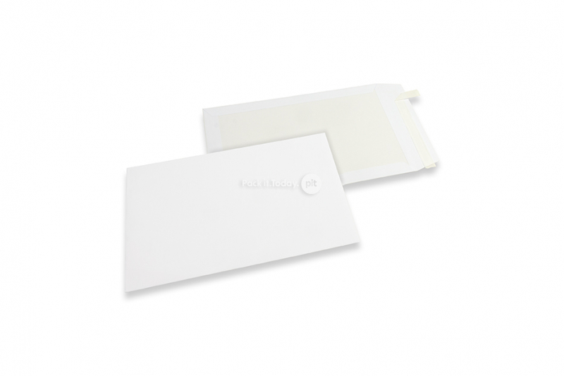 Bordrug enveloppen - 229 x 324 mm, 120 gr wit kraft voorzijde, 450 gr wit duplex achterzijde, stripsluiting