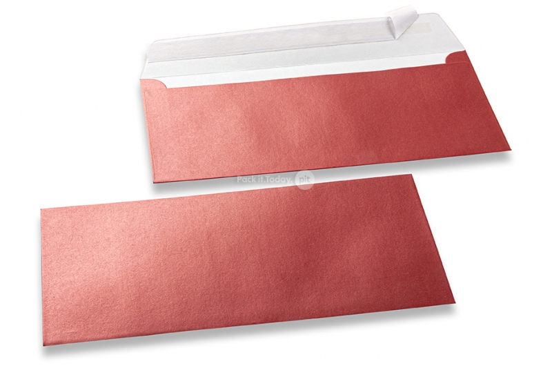 Rood gekleurde enveloppen parelmoer - 110 x 220 mm